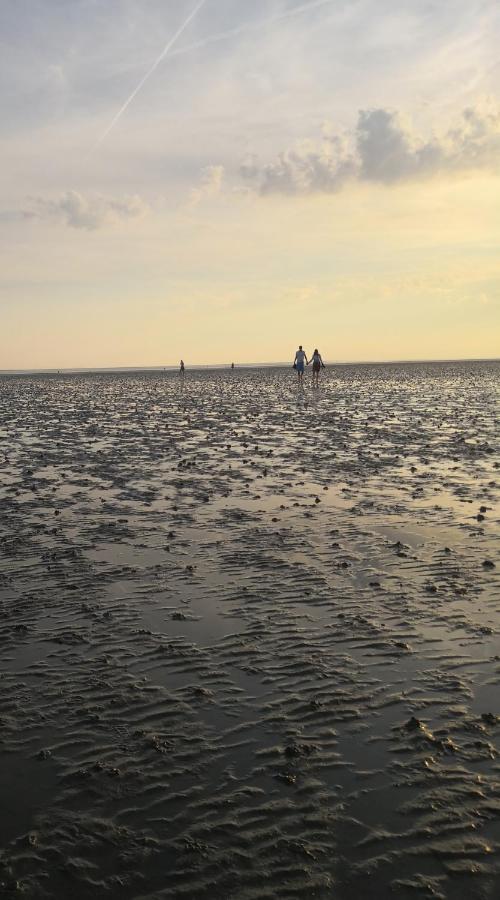 Ferienwohnung Fuer Grosse Familien Im Haus Akunak Büsum Buitenkant foto